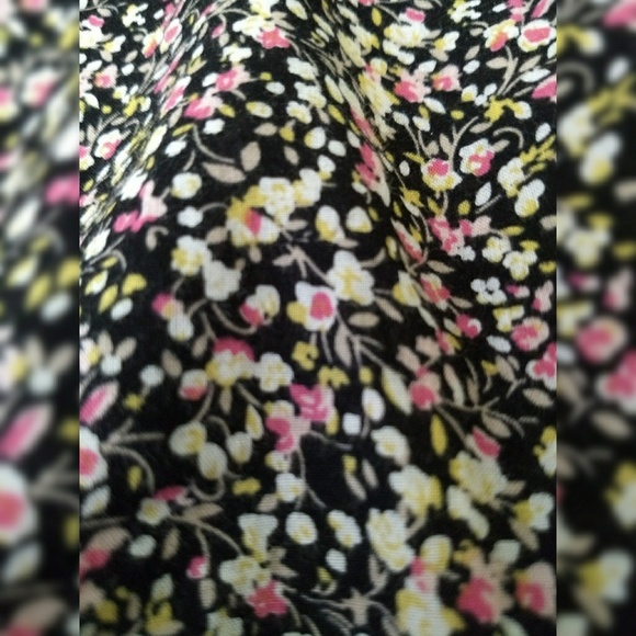 Jumpsuit - Picture 3 of 4